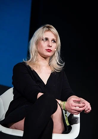 Maria Alyokhina height profile photo