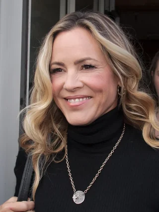 Maria Bello height profile photo