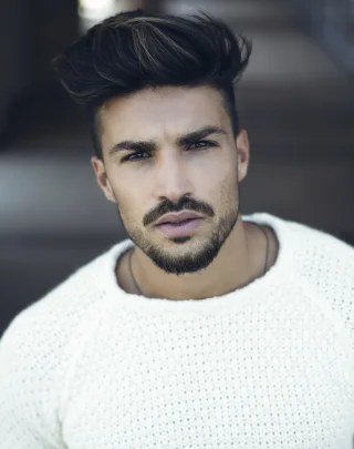 Mariano Di Vaio height profile photo