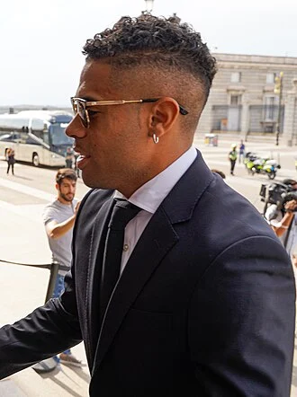 Mariano Díaz height profile photo