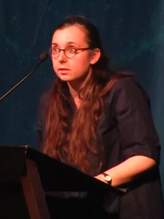 Marie Sophie Hingst height profile photo