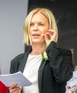 Mariella Frostrup height profile photo