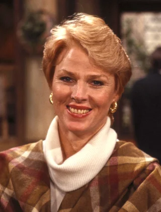 Mariette Hartley height profile photo
