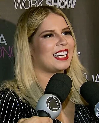 Marília Mendonça height profile photo