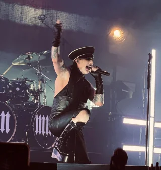 Marilyn Manson height profile photo