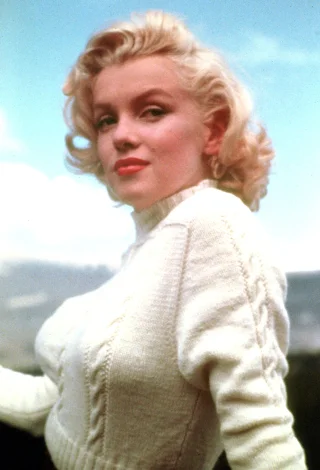 Marilyn Monroe height profile photo