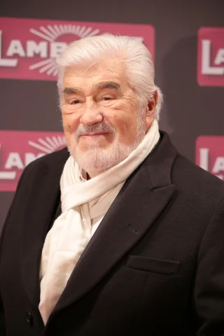Mario Adorf height profile photo