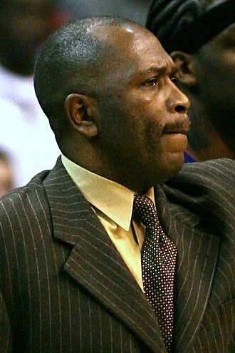 Mark Aguirre height profile photo