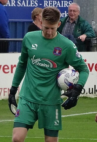 Mark Gillespie (footballer) height profile photo