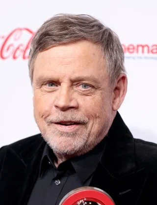 Mark Hamill height profile photo