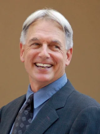 Mark Harmon height profile photo
