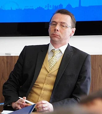 Mark Littlewood height profile photo