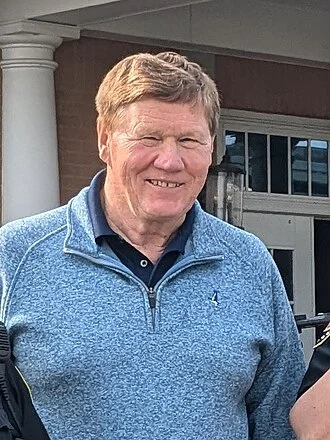 Mark Murphy (American football executive) height profile photo