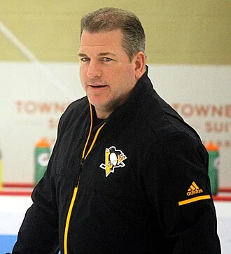 Mark Recchi height profile photo