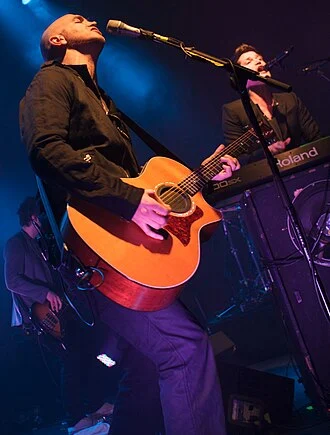 Mark Sheehan height profile photo