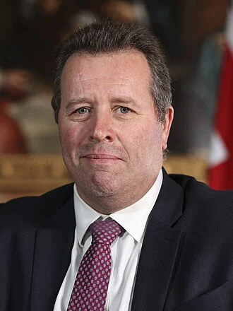 Mark Spencer (British politician) height profile photo