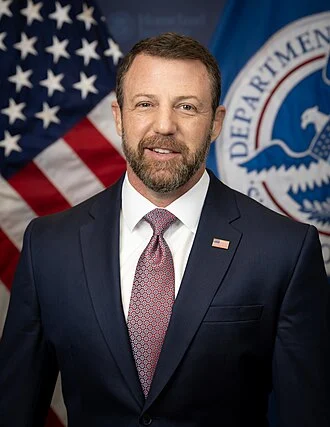 Markwayne Mullin height profile photo