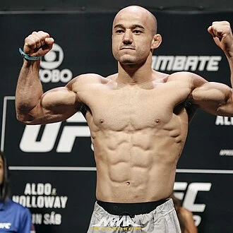 Marlon Moraes height profile photo