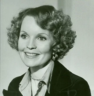 Marlyn Mason height profile photo