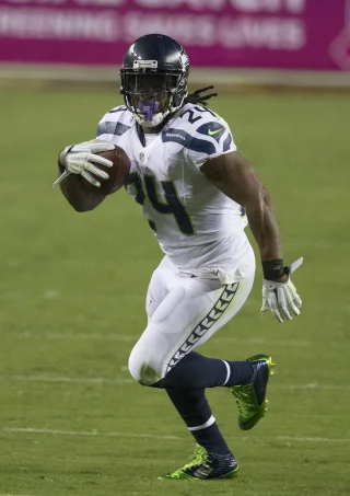 Marshawn Lynch height profile photo