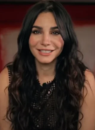 Martha Higareda height profile photo