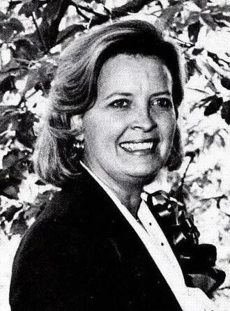 Martha Layne Collins height profile photo