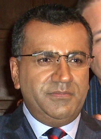 Martin Bashir height profile photo