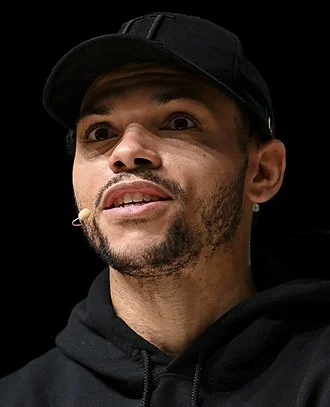 Martin Braithwaite height profile photo