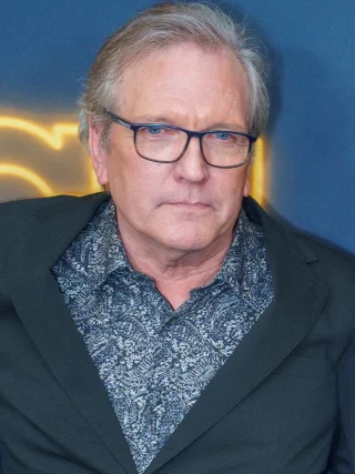 Martin Donovan height profile photo
