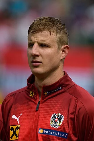 Martin Hinteregger height profile photo