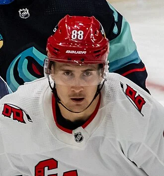Martin Nečas height profile photo
