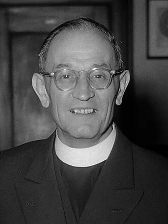 Martin Niemöller height profile photo