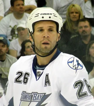 Martin St. Louis height profile photo