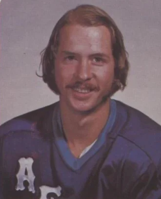 Marty Howe height profile photo
