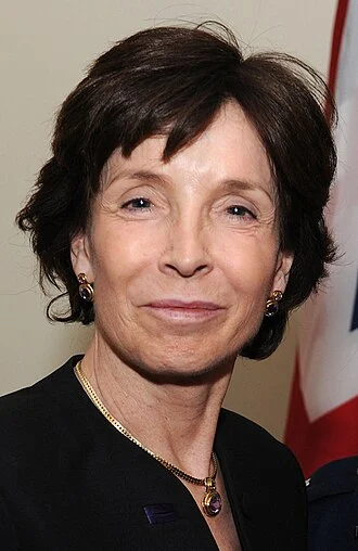 Mary Archer height profile photo