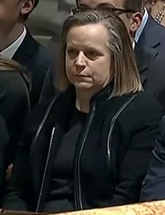 Mary Cheney height profile photo