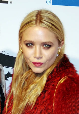 Mary-Kate Olsen height profile photo