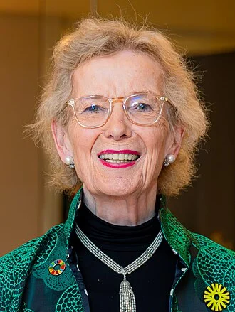 Mary Robinson height profile photo