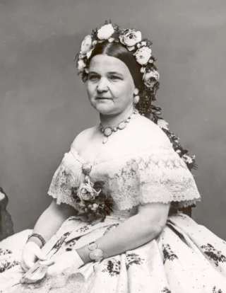 Mary Todd Lincoln height profile photo