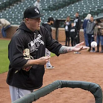 Mat Latos height profile photo