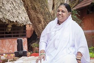 Mata Amritanandamayi height profile photo