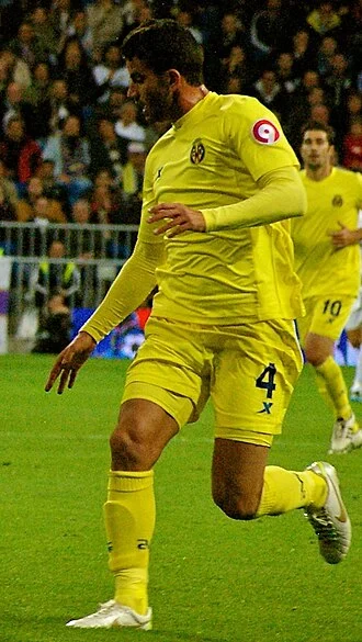 Mateo Musacchio height profile photo
