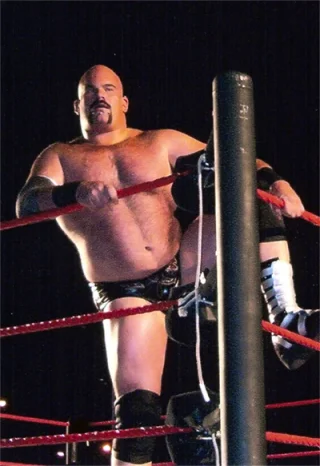 Matt Bloom height profile photo