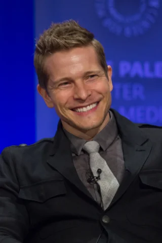 Matt Czuchry height profile photo