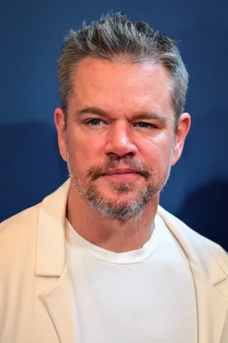 Matt Damon height profile photo