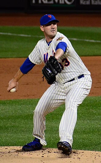 Matt Harvey height profile photo