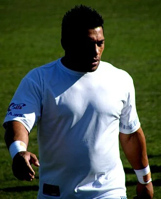 Matt Utai height profile photo