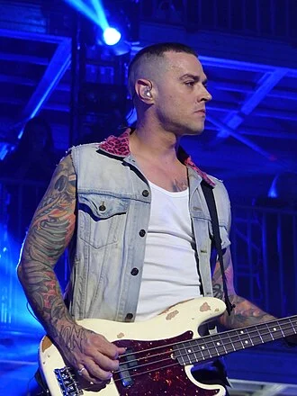 Matt Willis height profile photo