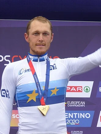 Matteo Trentin height profile photo