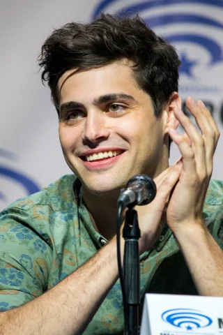 Matthew Daddario height profile photo